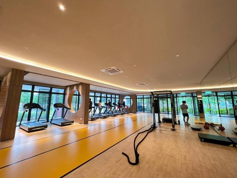 Apartment Klcc Pavillion Sunway Velocity Mrt Lrt 11 Pax Kuala Lumpur