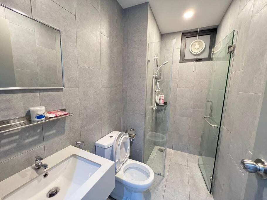 Klcc Pavillion Sunway Velocity Mrt Lrt 11 Pax Apartment *