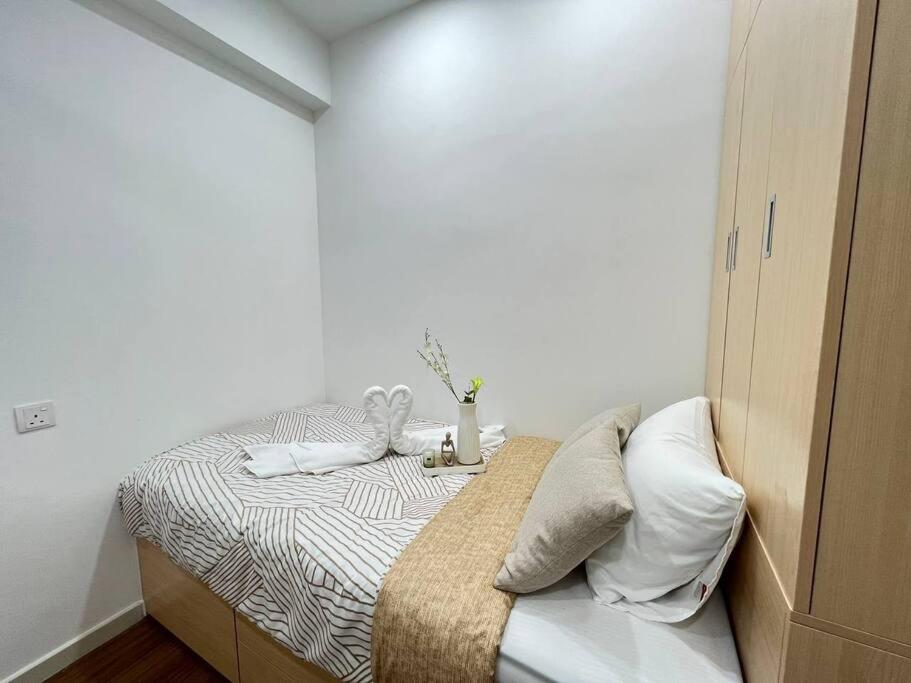 Klcc Pavillion Sunway Velocity Mrt Lrt 11 Pax Apartment Kuala Lumpur
